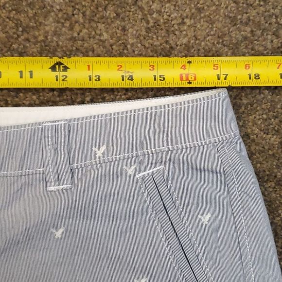 AE Summer Shorts - Picture 11 of 15